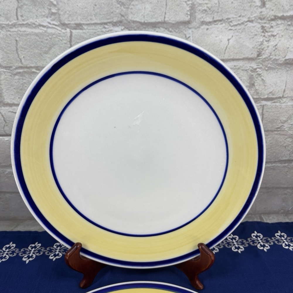 Gibson Everyday Housewares Dinner Plate Yellow Blue Trim 10 13/16"